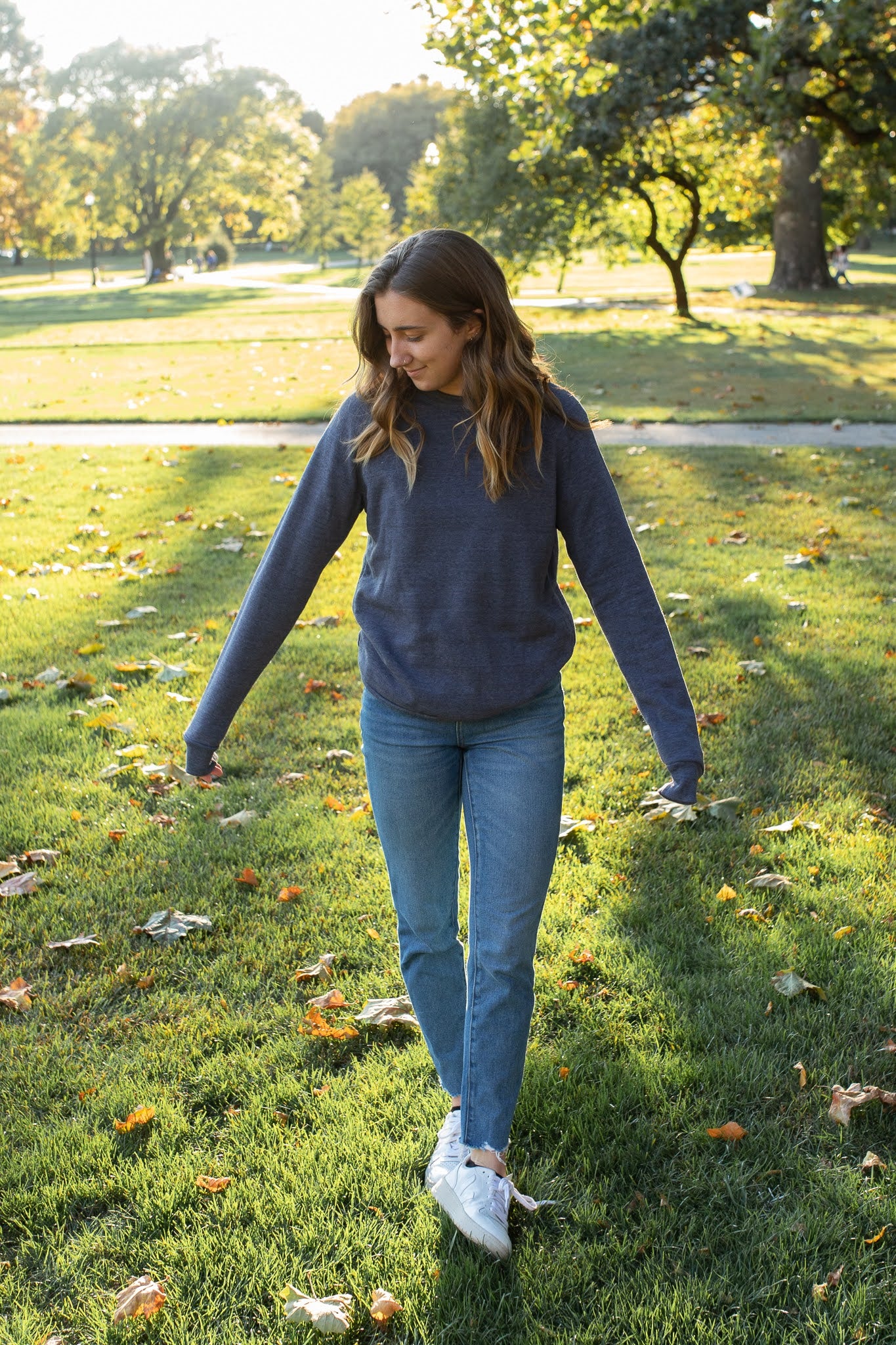 Rah-Rah Essentials | Navy Crewneck Sweatshirt