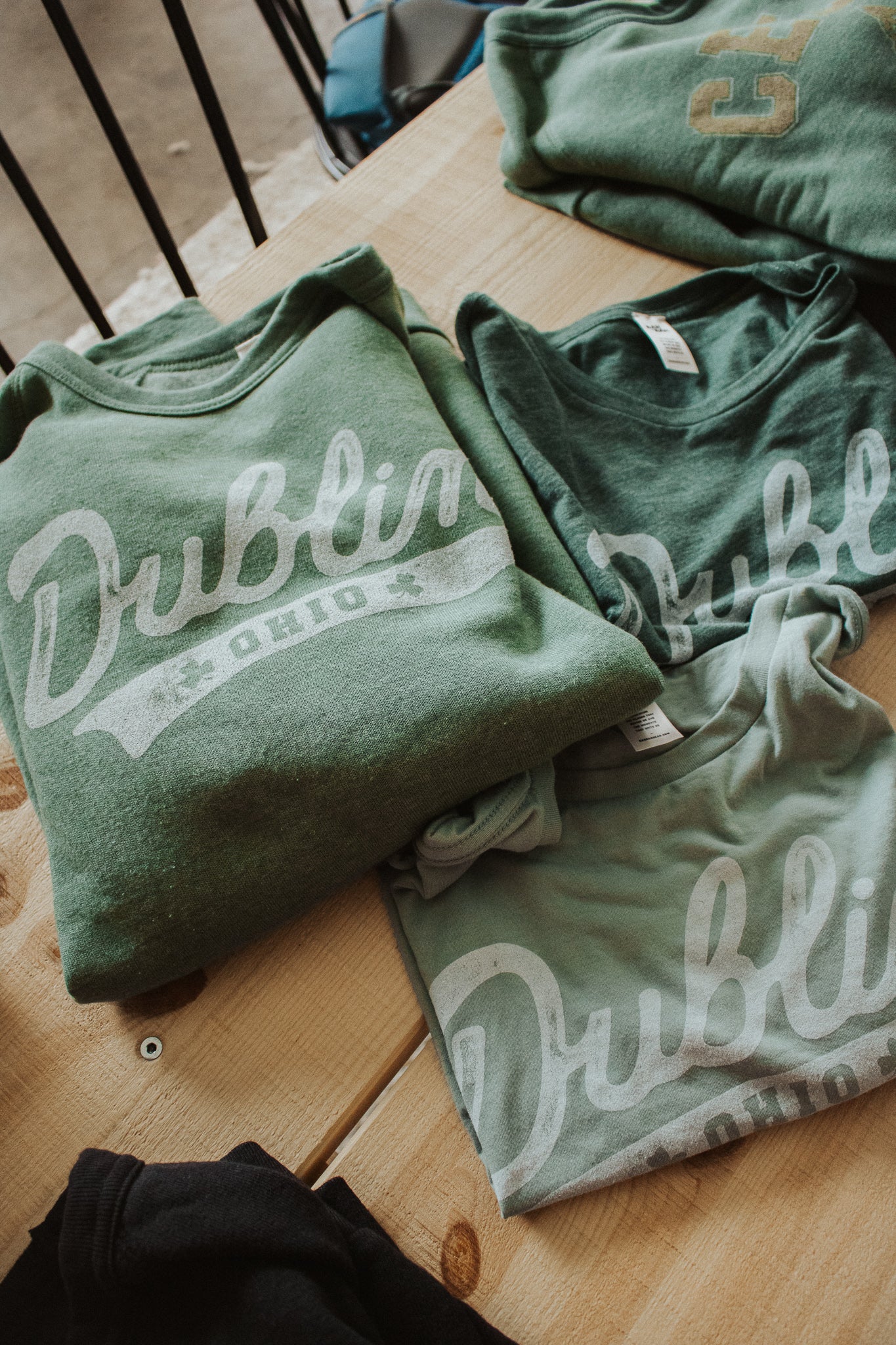 Dublin Script Ohio Sweatshirt | ADULT